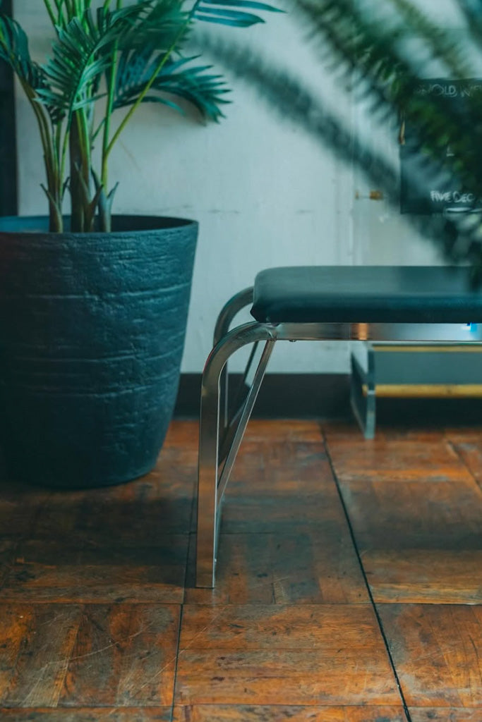 鏡付きスツール