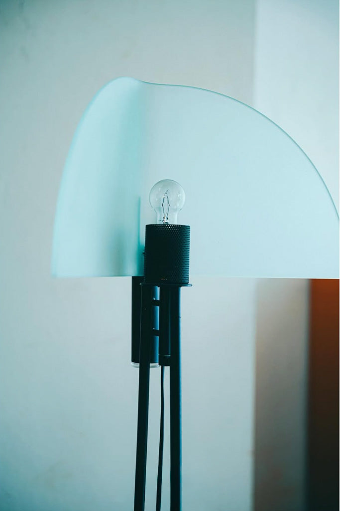 Lumenフロアランプ