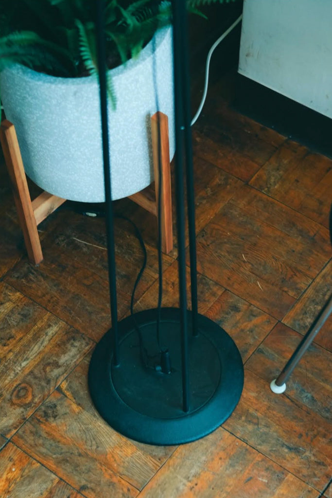 Lumenフロアランプ