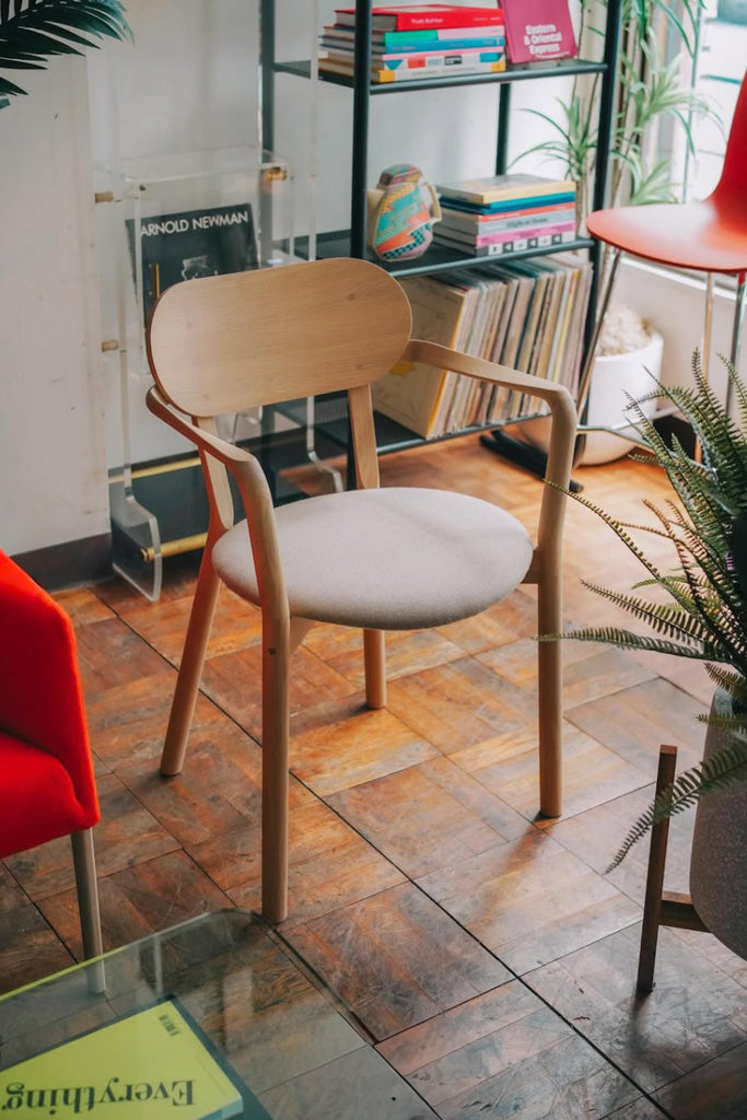 Karimoku New StandardのCastor Armchair Plus Pad(未使用品)