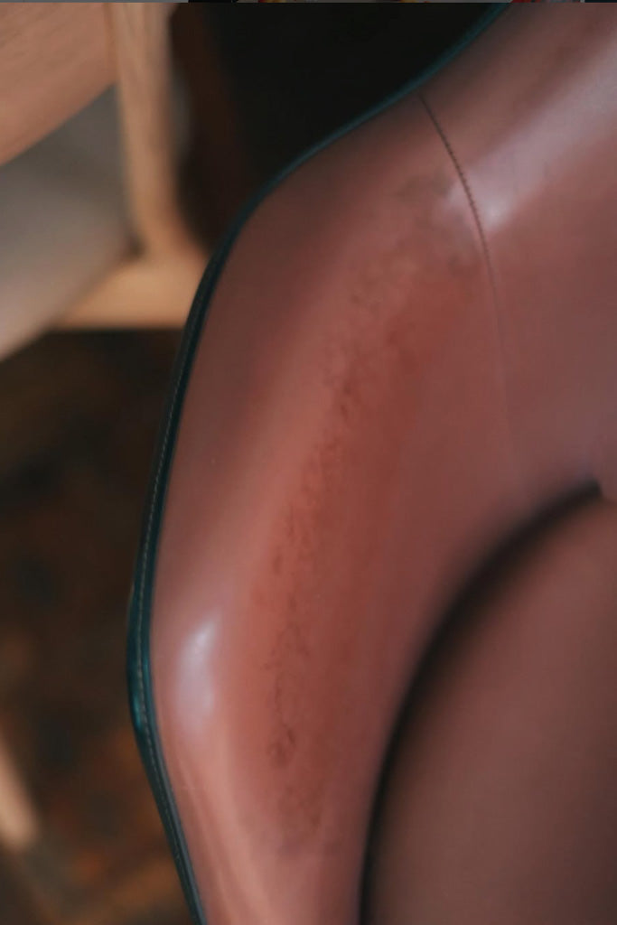 ハーマンミラーアームシェルチェア(シミあり)