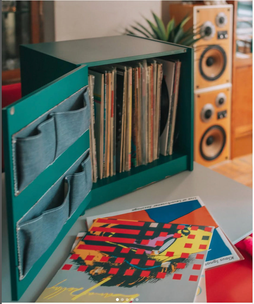 レコードボックス