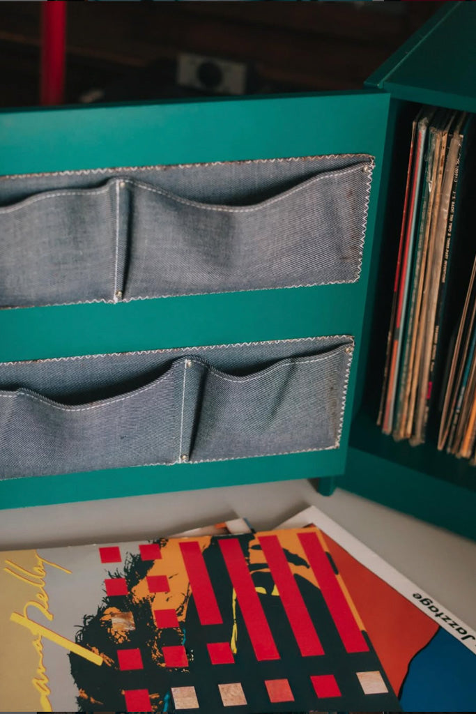 レコードボックス