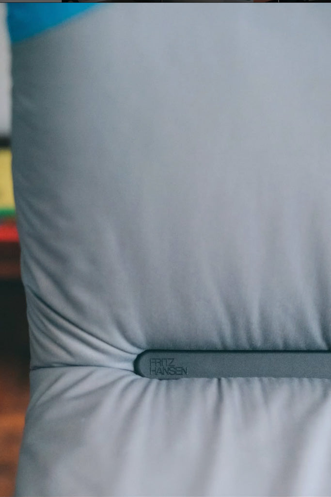 Fritz Hansen independenceチェア(イエロー)