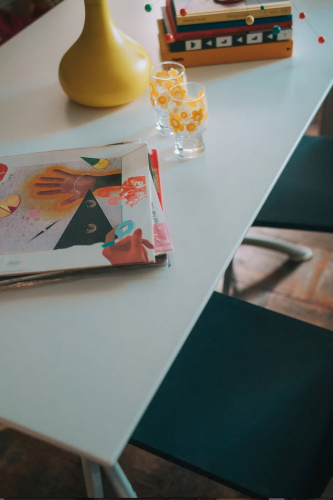 Segis ミーティングテーブル