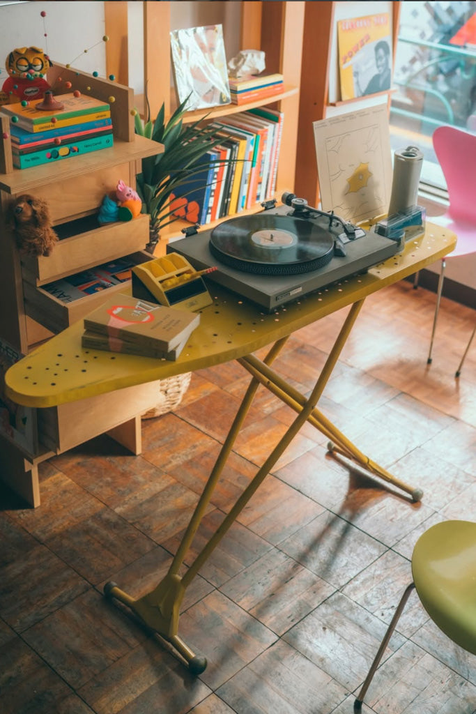 イエロースチール製アイロン台