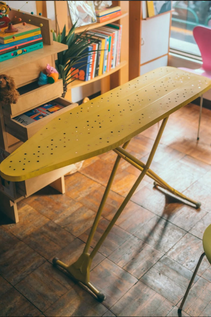 イエロースチール製アイロン台