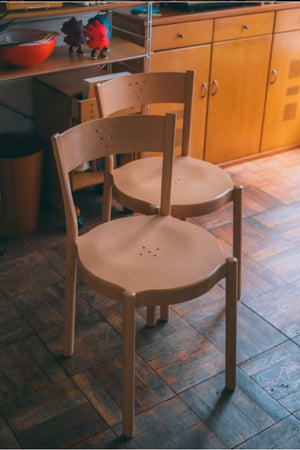 TONON社 スタッキングチェア