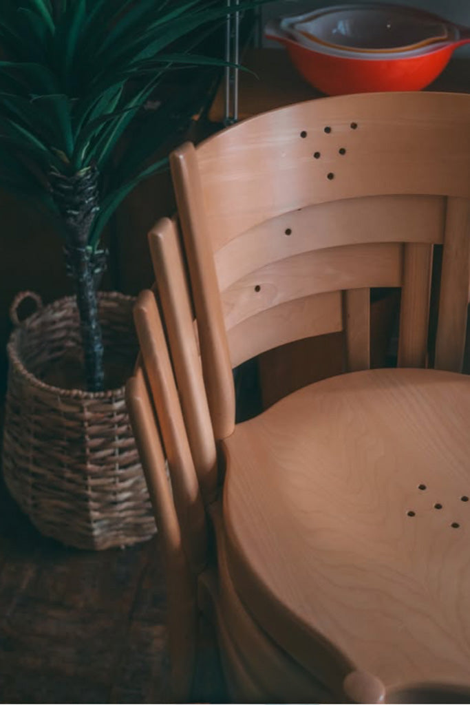 TONON社 スタッキングチェア