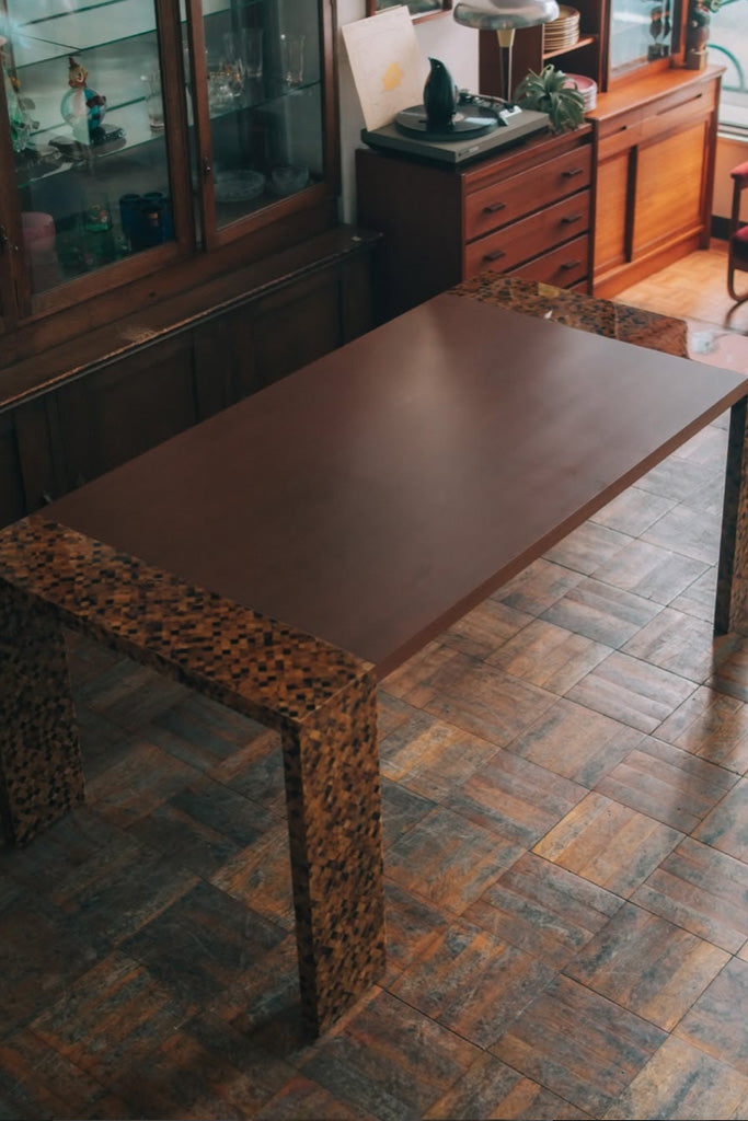 Carlo Pessinaダイニングテーブル