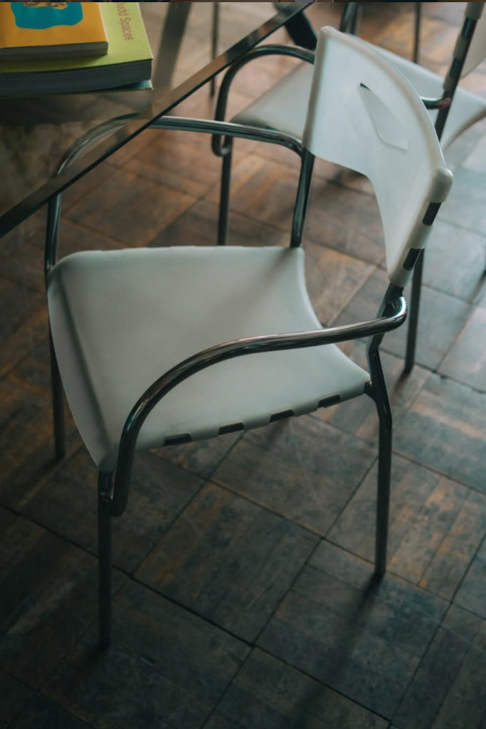 Effezeta MILu' chair(ミルチェア)