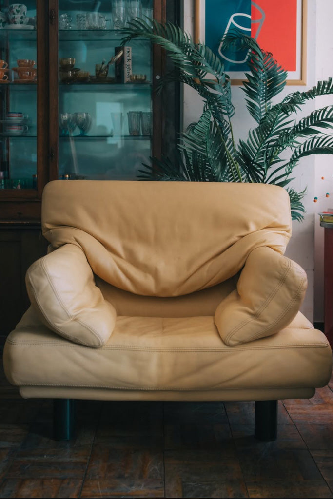 Poltoromec 1Pソファ