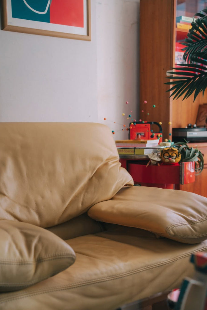 Poltoromec 1Pソファ