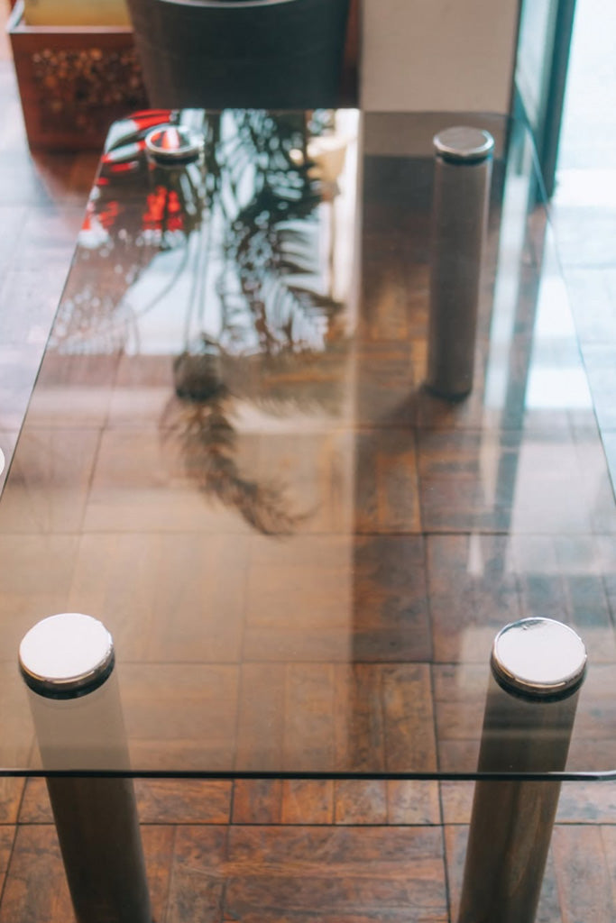 長方形ガラスローテーブル