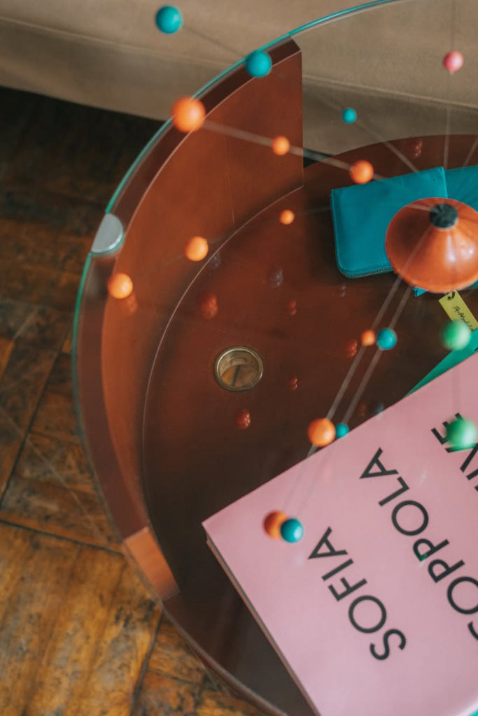 CONDE HOUSE ラウンドサイドテーブル