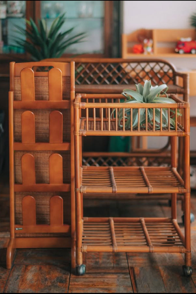 ラタンワイドラック