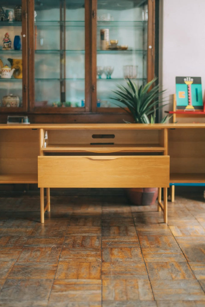 起立木工サイドボード