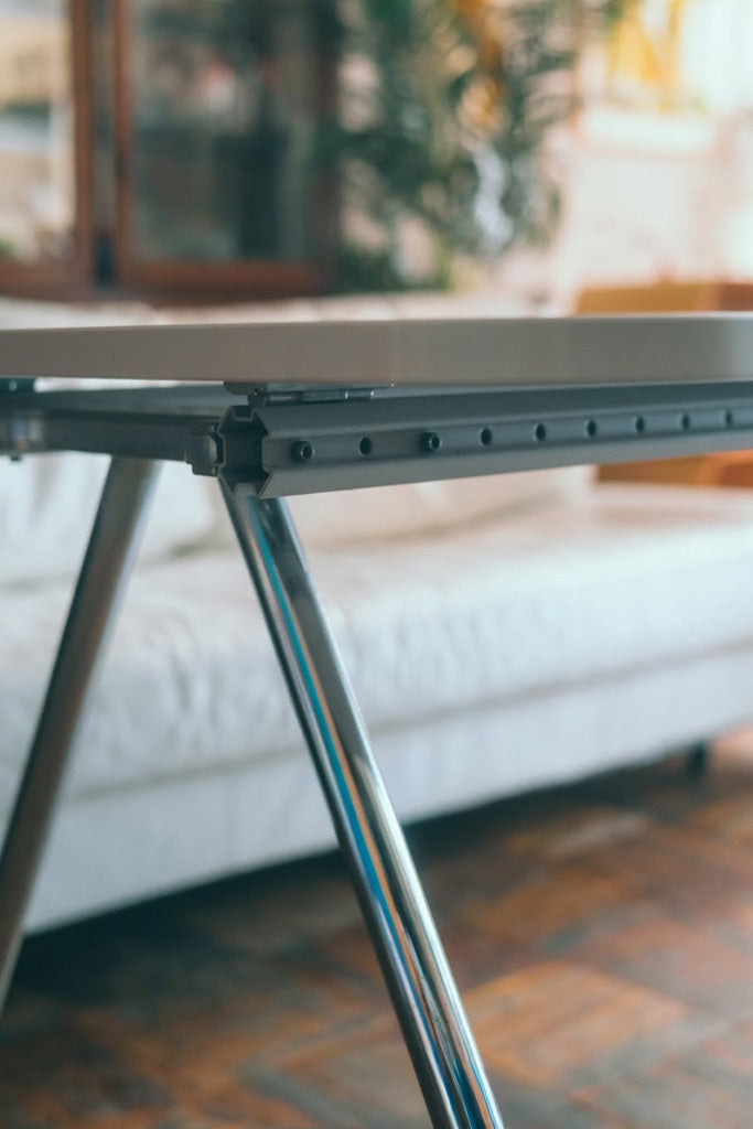 vitra AD-HOCテーブル