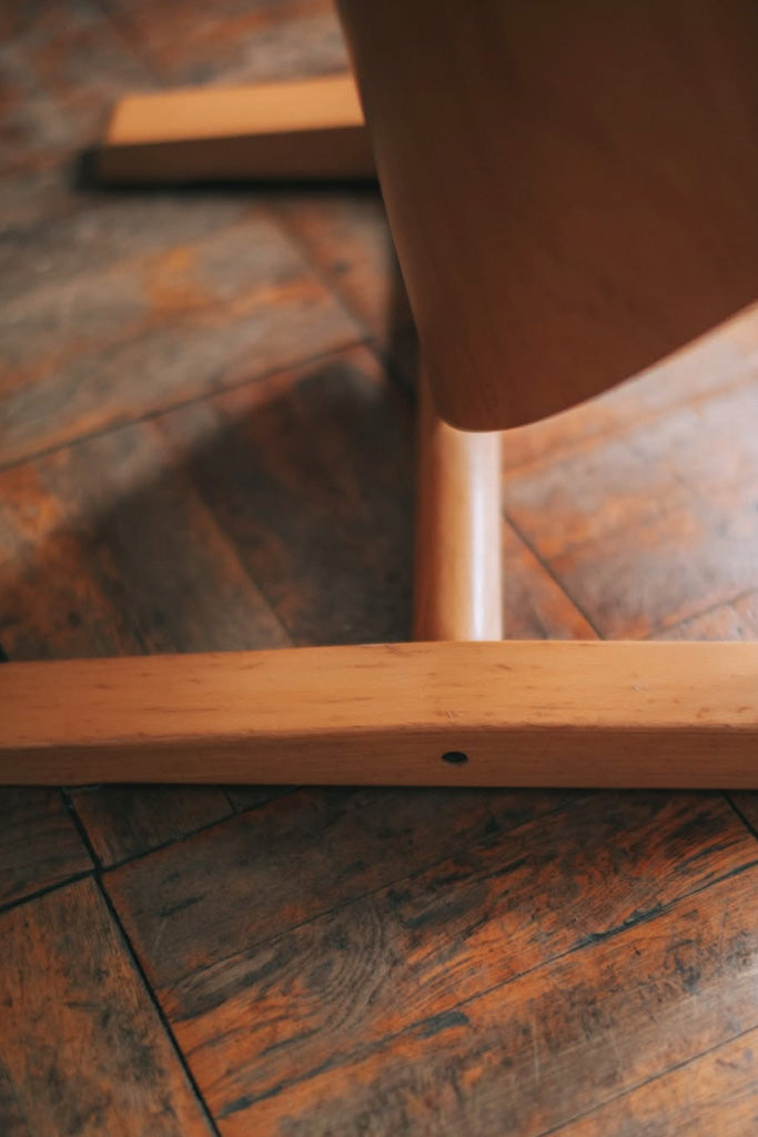 MOIZI キッズチェア