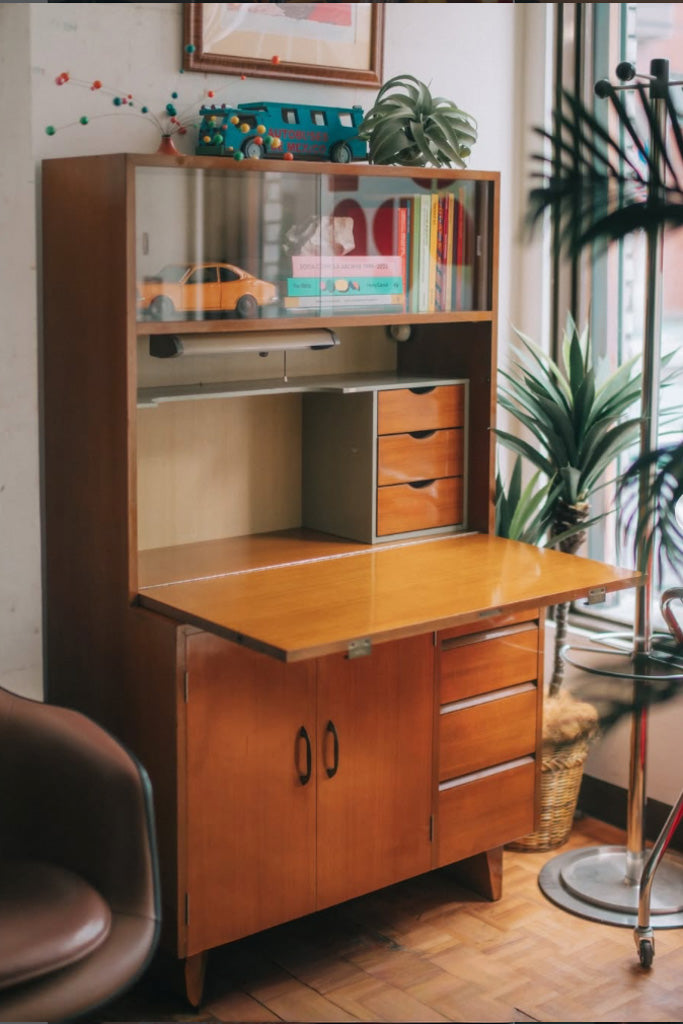 チーク材ライティングビューロー