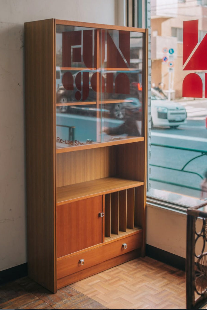 国産木製キャビネット