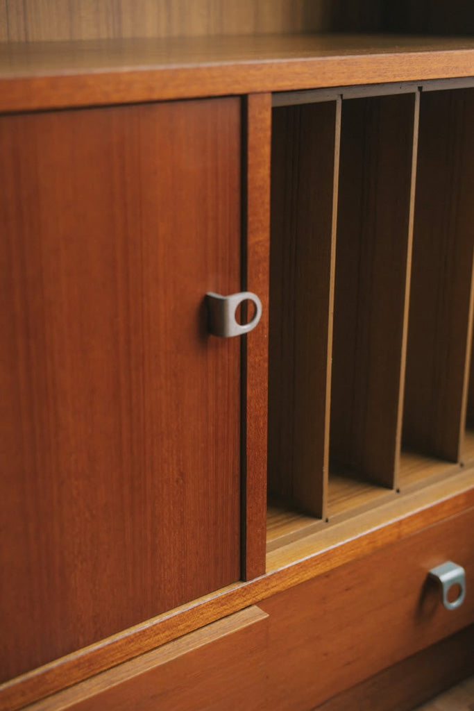 国産木製キャビネット