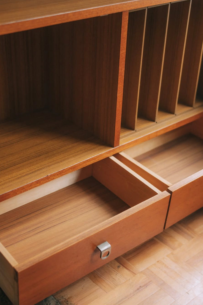 国産木製キャビネット