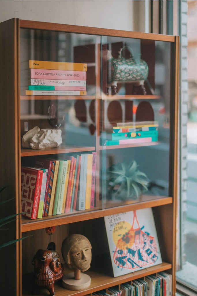 国産木製キャビネット