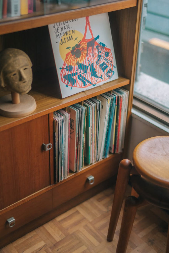 国産木製キャビネット