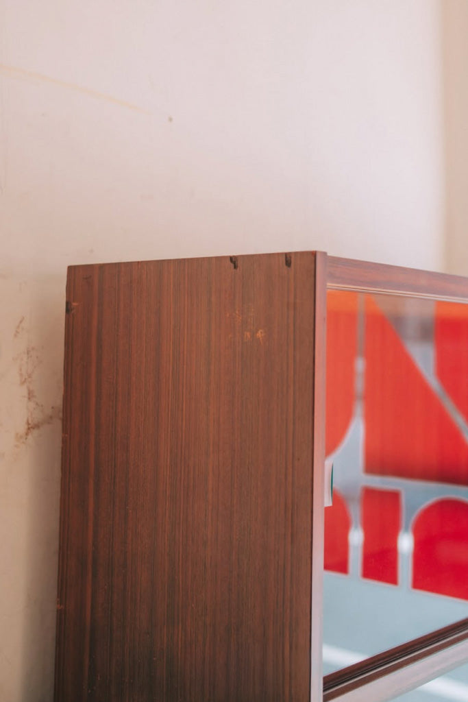 国産ガラス扉本棚