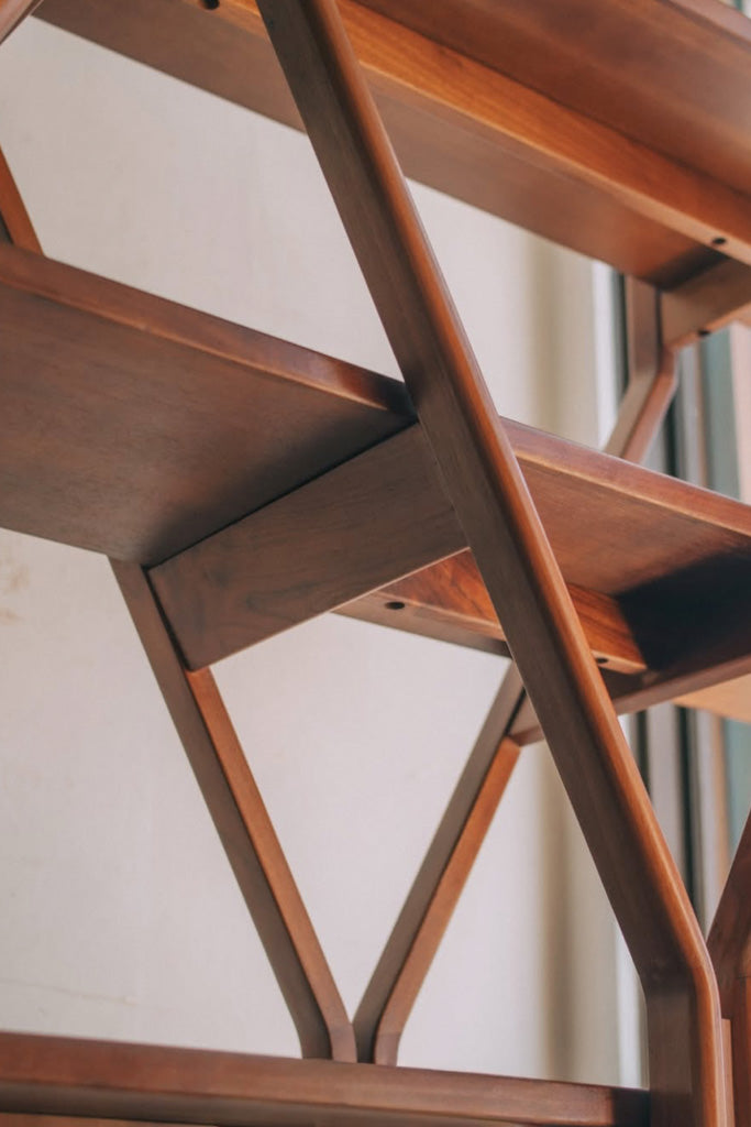 ウォールナットアーチシェルフ