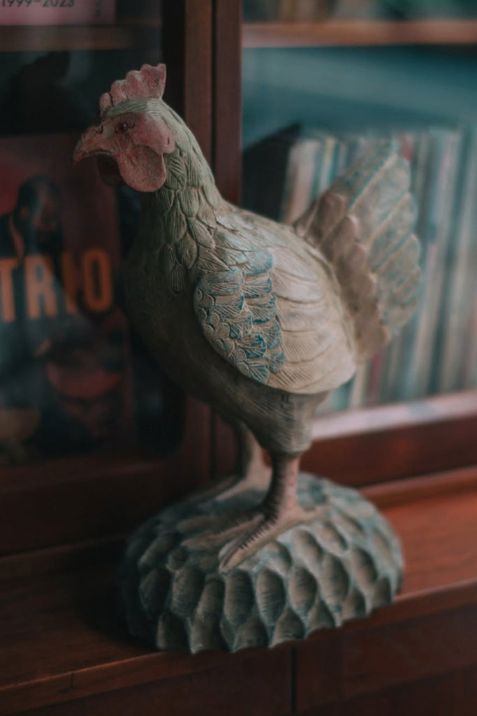 ニワトリ 木彫りのオブジェ