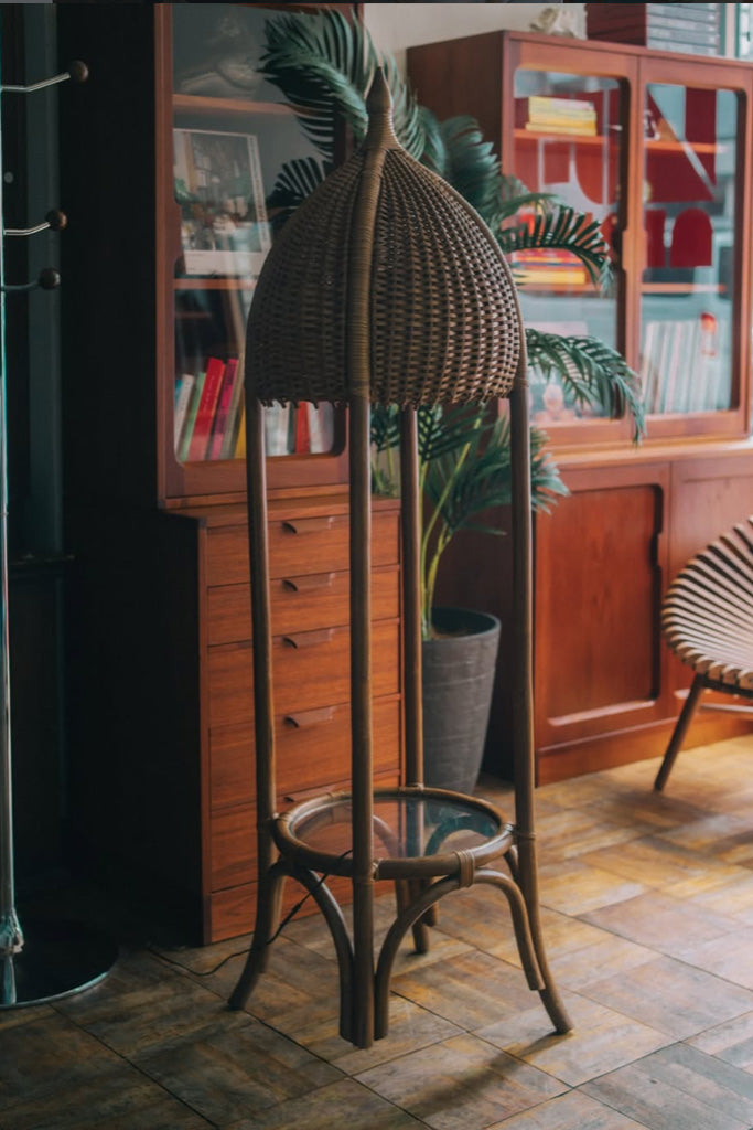 ラタンフロアライト