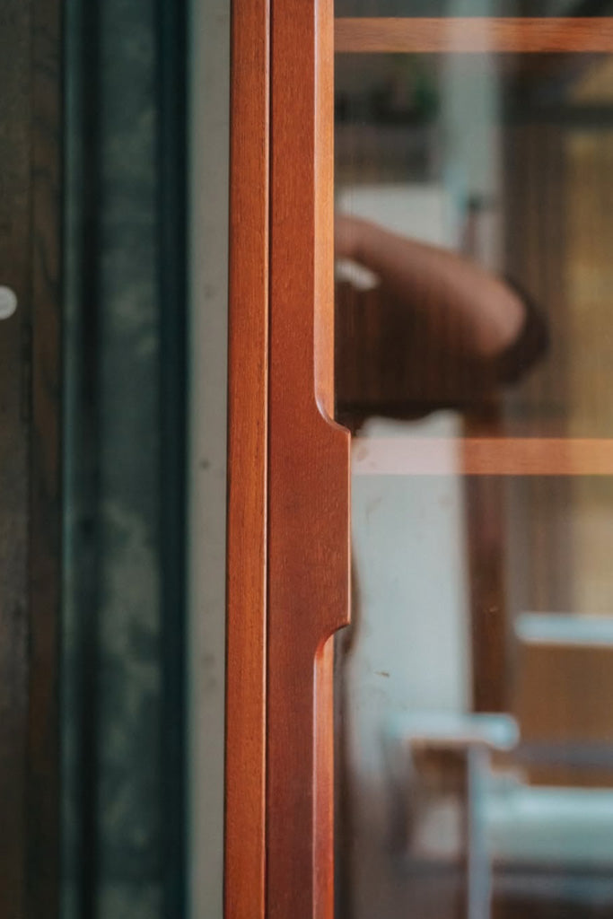 Karl Andersson & Sönerチーク材細長いキャビネット