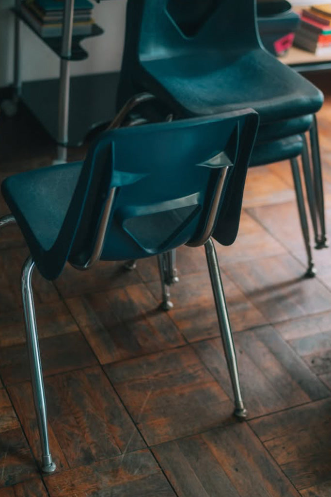 VIRCO スタッキングチェア