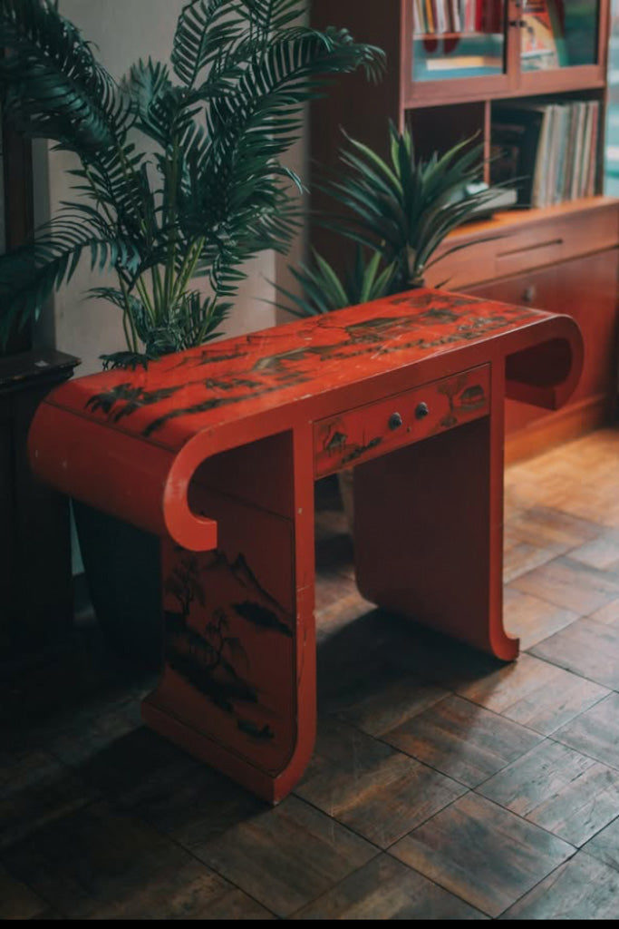 中国製オレンジのコンソール