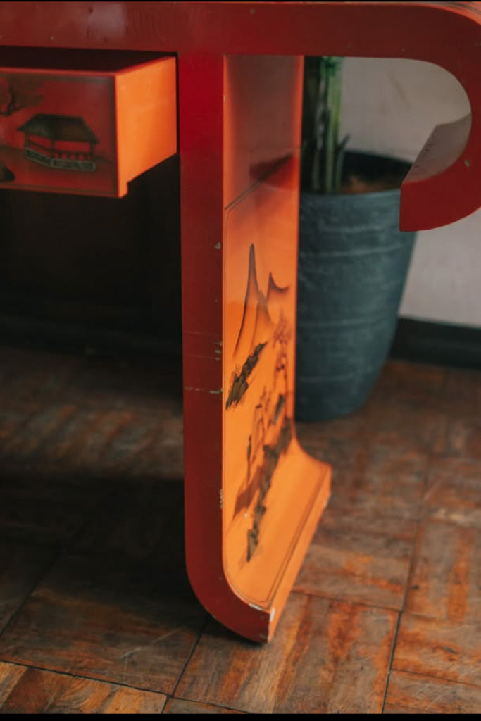 中国製オレンジのコンソール