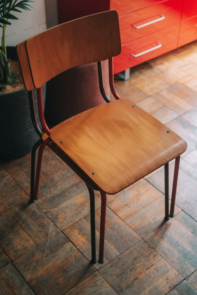 フランス製スクールチェア(赤)