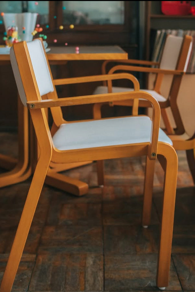 Magnus Olesen アームチェア