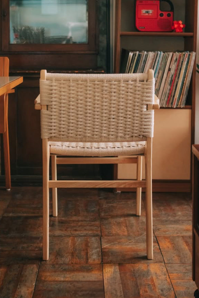 FUJIEIペーパーコードダイニングチェア(アームあり)