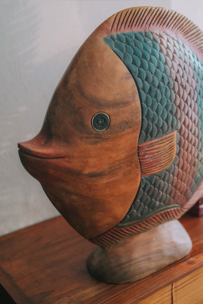 木彫りの熱帯魚オブジェ