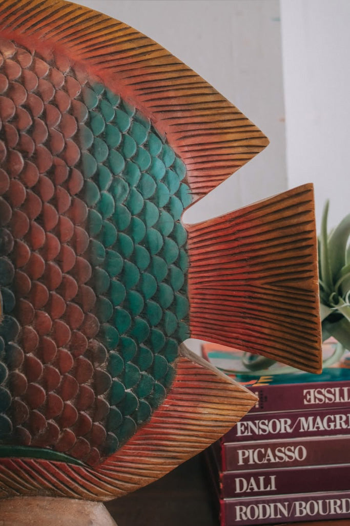 木彫りの熱帯魚オブジェ