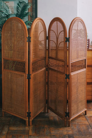 ラタンパーテーション