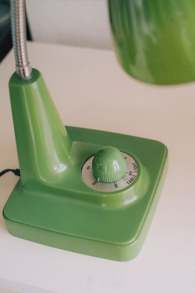 グリーンのテーブルライト