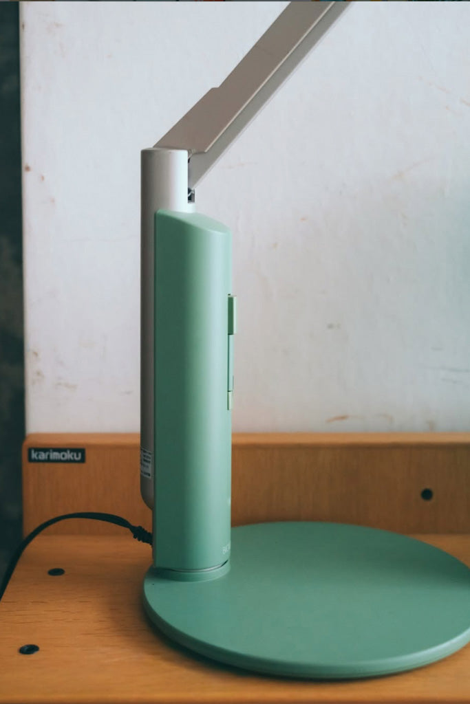 ヤマギワ BIOLITE エクセル