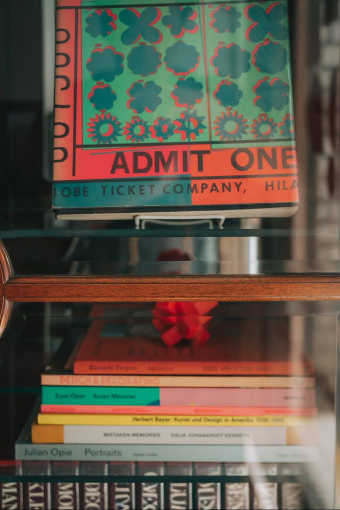 イギリス製マホガニーキャビネット