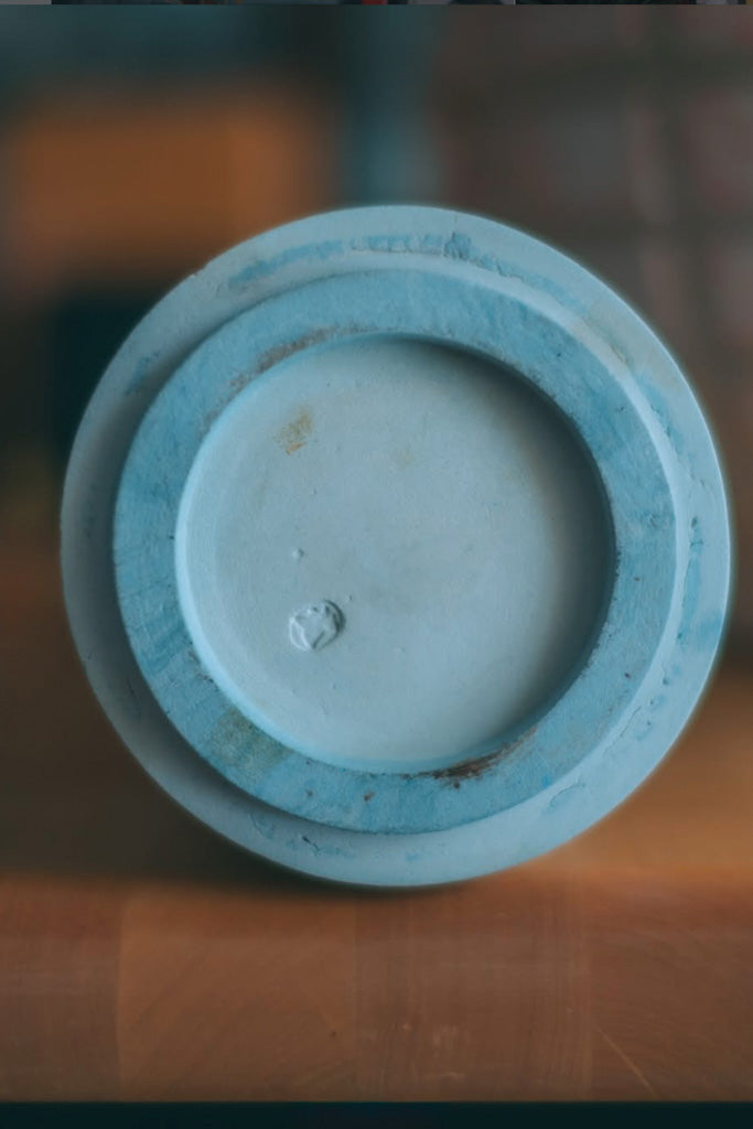 巨大な花器(竹型)