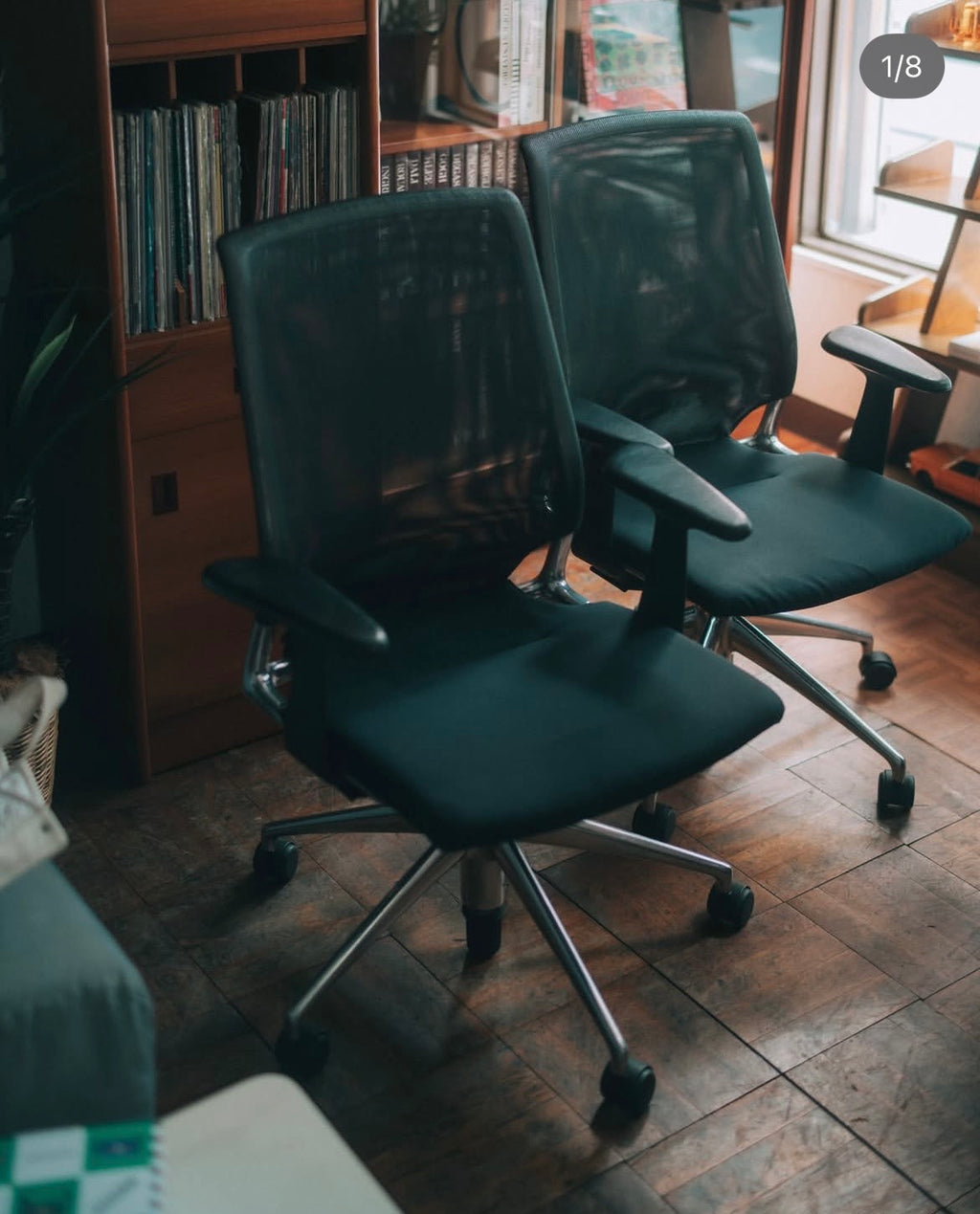 vitra Meda Chair
