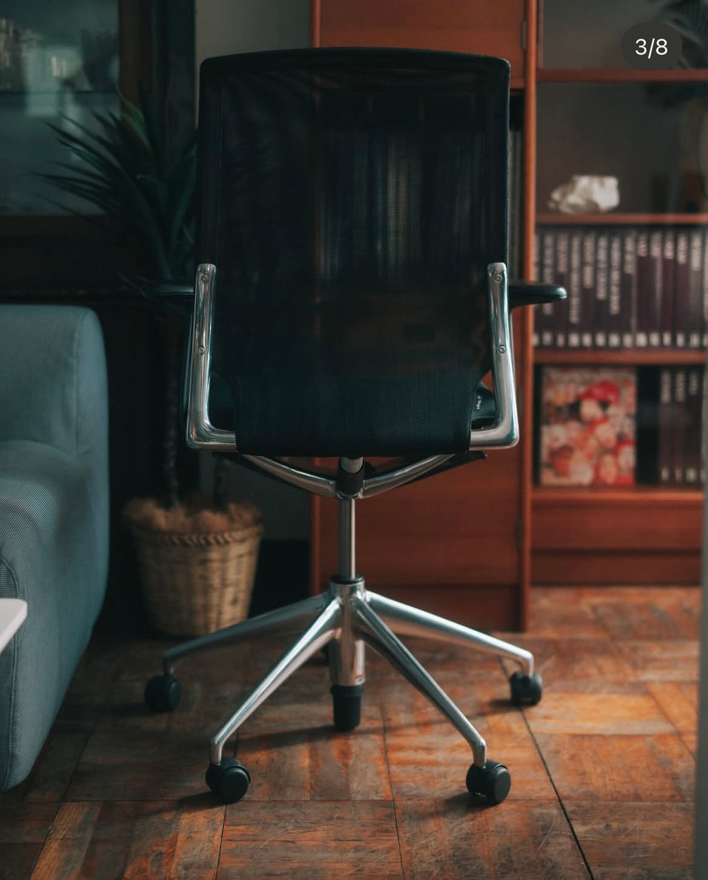 vitra Meda Chair