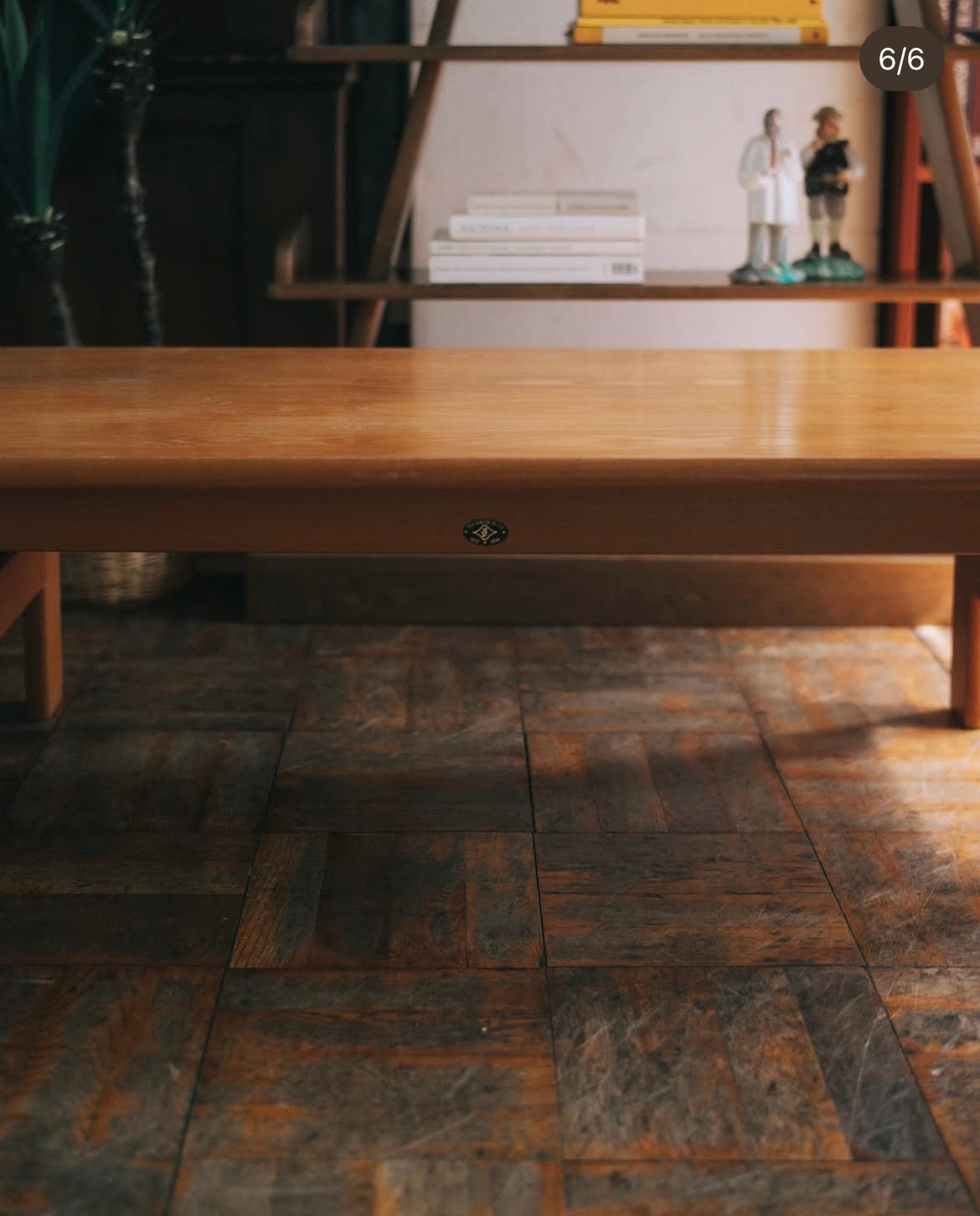 FUJI FURNITUREローテーブル